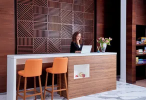 Staybridge Suites - Doha Lusail by IHG - Réception