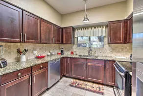 Relaxing Green Valley Townhome ~ 30 Mi to Tucson! - Innvendig