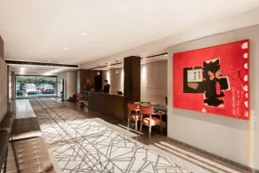 The Avenue Regent - Reception