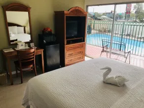 Americas Best Value Inn Loma Lodge - Chambre
