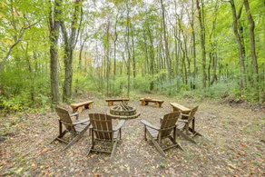Riverwood: South Haven Retreat on 10 Acres - Innvendig
