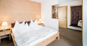 Boutique Hotel Nives - Luxury & Design in the Dolomites - Zimmer