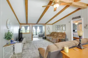 Bright Byrdstown Home w/ Views of Dale Hollow Lake - Innvendig