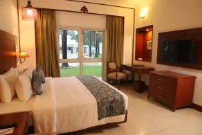 Hotel Chandela Khajuraho - Room