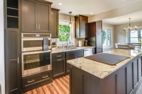 Lakefront Chippewa Falls Haven w/ Private Deck! - Innvendig