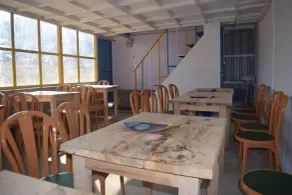Grand Auli Camp - Coin salon dans le hall