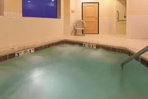 La Quinta by Wyndham Butte - Piscine