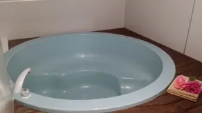 Rose Court Motel - Bathroom