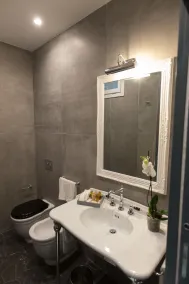 Saint B Boutique Hotel STB - Bathroom