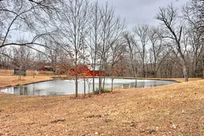 Spacious Home w/ Pond ~ 13 Mi to Columbia! - Innenbereich