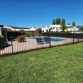 Panorama Hotel St Helens - Pool