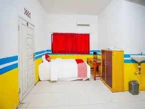 OYO Life 2820 Hotel Perdana Syariah - Værelse
