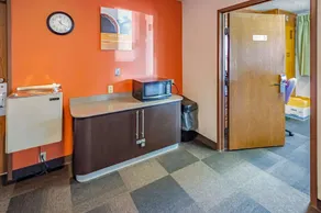 Motel 6-Drums - Restaurant
