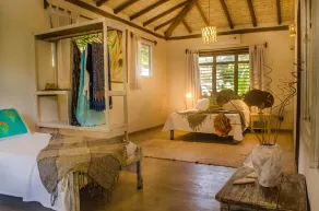 Pariri Suites - Room