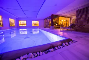 Boutique Hotel Nives - Luxury & Design in the Dolomites - Pool