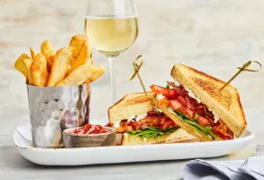 Courtyard by Marriott Los Angeles Woodland Hills - Restaurant