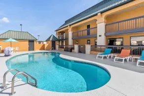 Quality Inn & Suites Florence Civic Center - Piscine