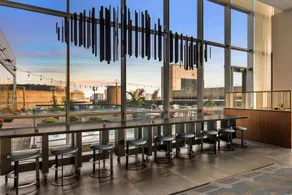 Detroit Marriott at the Renaissance Center - Restaurant