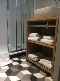 Hôtel Azur - Bathroom
