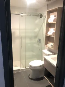 Microtel Inn by Wyndham Long Island City - Salle de bain