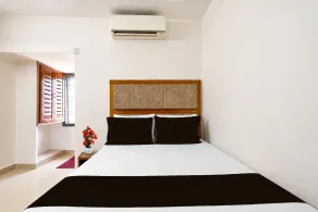 Super Collection O Rajahmundry Pushkar Ghat Formerly Sona Residency - Chambre