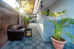 Treebo Grand Royale Eco Residency with Pool - Reception