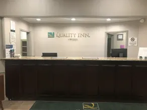 Quality Inn Vincennes - Réception