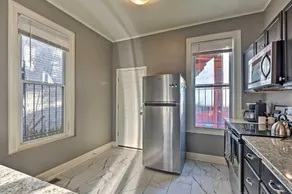 Chic Baltimore Apartment: 2 Mi to Downtown! - Interiör