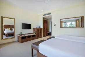 Seashell Suites and Villas - Candolim Goa - Room