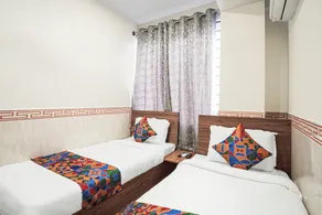 Fabhotel Raayara Bliss - Rom
