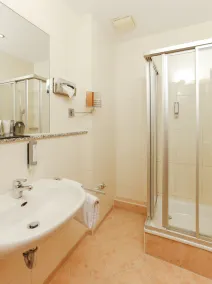 Hotel am Rhein - Badezimmer