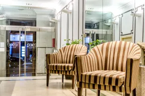 Exe Suites 33 - Hall