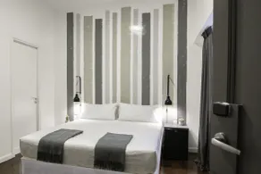 Hotel Carsson - Habitación