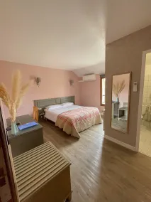 Hôtel le Baudiere - Room