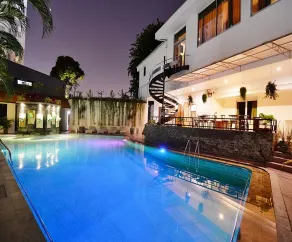Grand Inna Tunjungan Hotel Surabaya - Pool