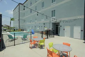 Home2 Suites by Hilton Portland - Pool