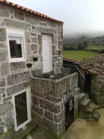 Cottage Aldeia Da Serra - historic areas of Portugal - Balkon