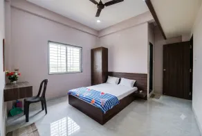 Hotel Amarendra Stay in - Chambre