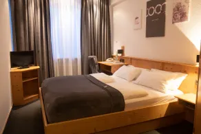 Hotel Stadtkrug - Room