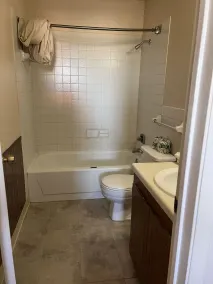 Hallmark Inn And Suites - Badrum