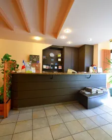 Hôtel Le Saint Jacques Valence - Réception