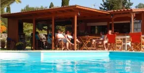 Helena's Studios - Piscina