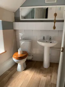 The Horseshoe Inn - Bathroom