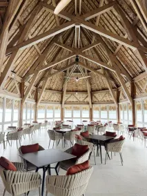 Bloody Mary's Hotel - Restaurant