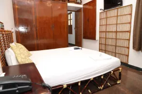 LA VILLA CREOLE - Room