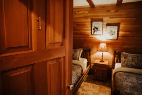 Big Creek Lodge - Working Guest Ranch - Værelse