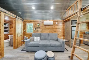 Couples Cabin in Broken Bow ~ 5 Mi to Downtown! - Innvendig