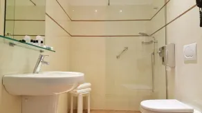 Hotel Roma e Rocca Cavour - Salle de bain