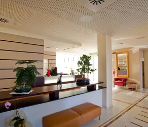 Breaking Business Hotel - Reception