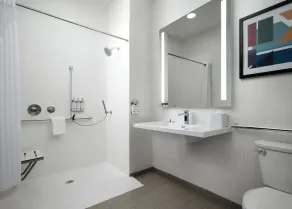 Holiday Inn - Cincinnati - Liberty Way by IHG - Salle de bain